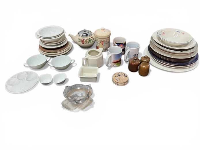 Lot of Glassware 