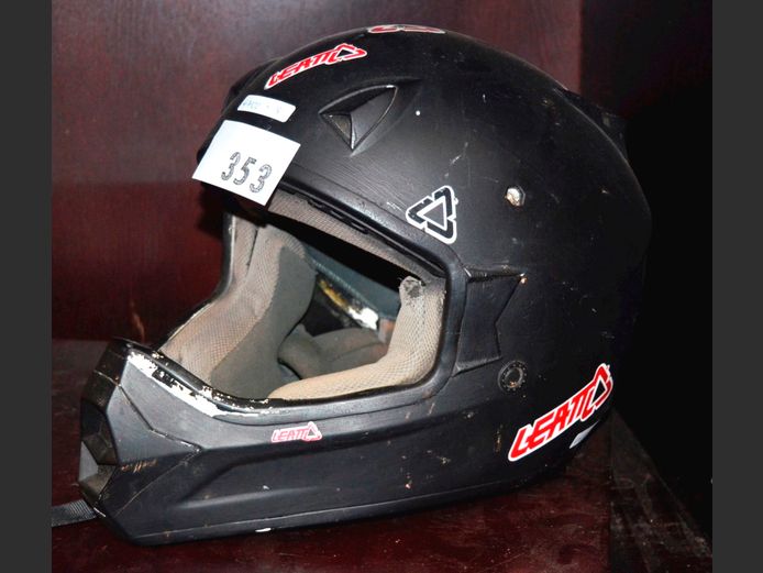 MOTORBIKE HELMET [Needs visor]