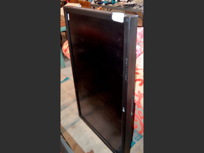 LG 47" LCD DISPLAY [Switches on, untested further]