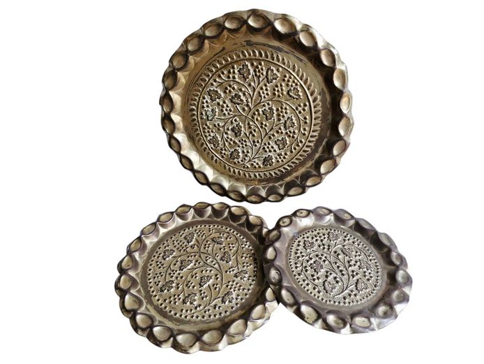 Set of 3 Antique Brass Decorative Wall Plates