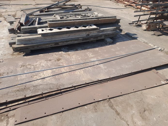 LOT OF SCRAP METAL