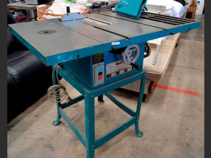 MARTLET TABLE SAW, 102 x 100 x 95cm [Switches on, untested further]