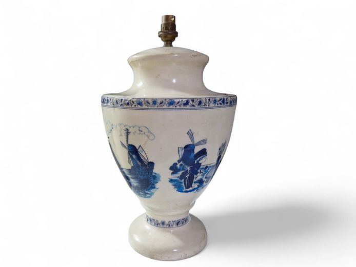 Vintage Dutch Delftware Style Ceramic Table Lamp