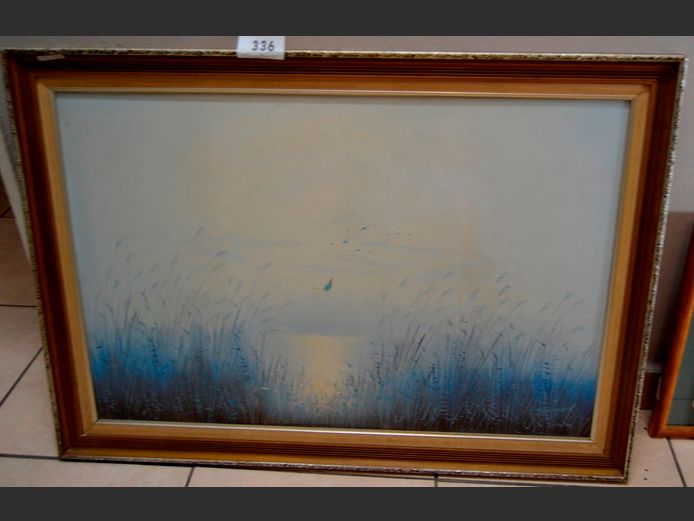 GILT FRAMED OIL ON BOARD "BIRDS IN FIELD", 89 x 59cm