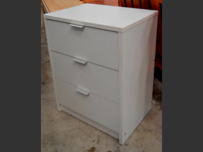 WHITE 3-DRAWER PEDESTAL, 48 x 35 x 62cm