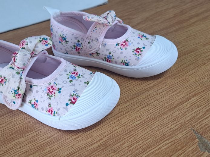 Girls Floral Canvas 