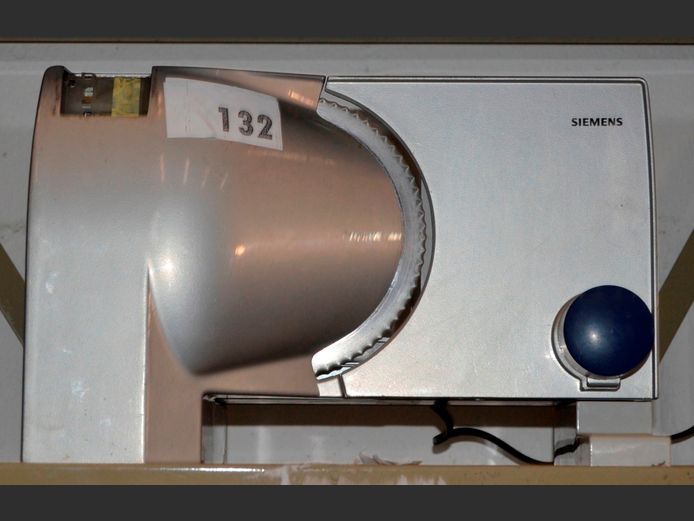 SIEMENS ELECTRIC BREAD SLICER [Faulty]