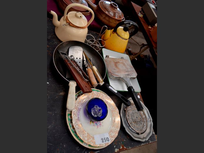 ENAMEL STOVE TOP KETTLE, NON-STICK FRYING PAN, COLLECTABLE PLATES, etc