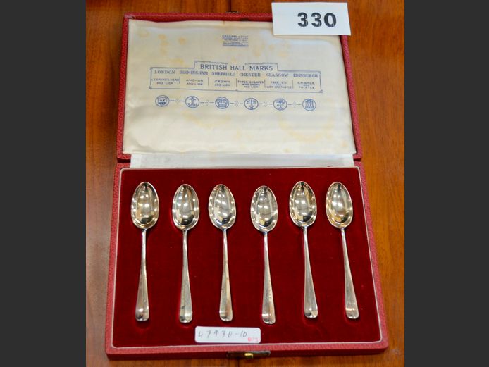 SET OF 6 HALLMARKED SILVER TEASPOONS IN PRESENTATION CASE, 80 grams