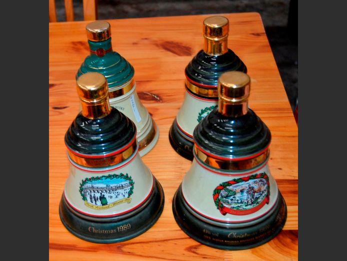 SET OF 4 BELLS OLD SCOTCH WHISKY CHRISTMAS DECANTERS [Empty]