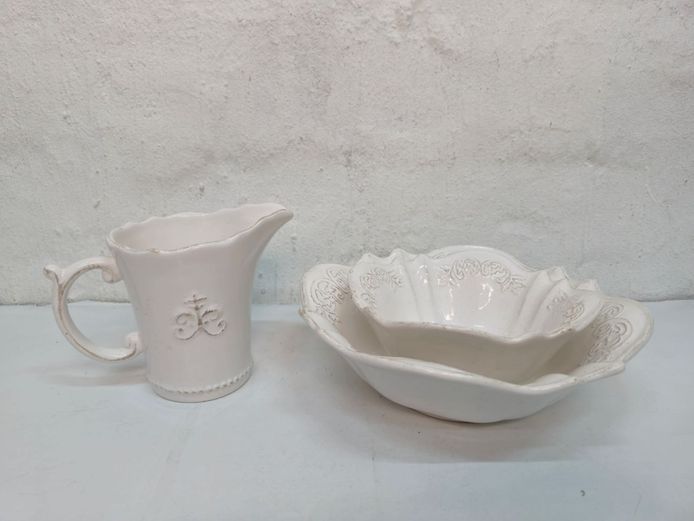 French-Style Country Glazed Ceramic Creamer & Scalloped Bowls – 3-Piece Set