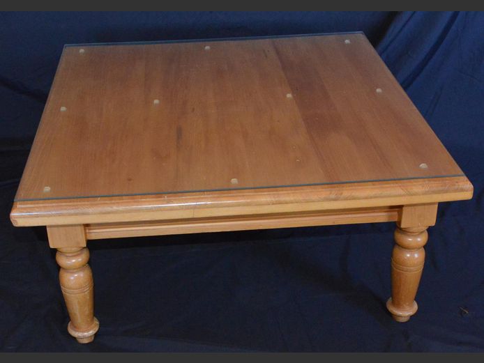 YELLOWWOOD COFFEE TABLE WITH GLASS TOP, 85 x 85 x 40cm