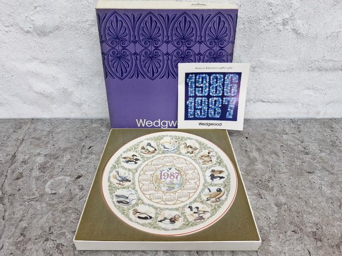 c.1987 Wedgwood 'Water Birds' Calendar Collector Plate 