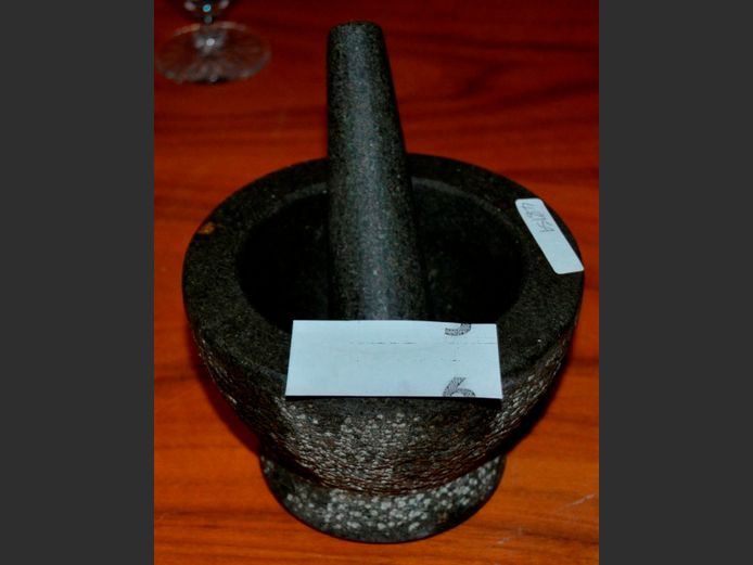 GRANITE MORTAR & PESTLE, 15cm Diameter x 10.5cm High