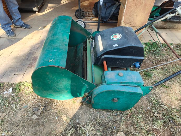 PROTEA 760 ACE ELECTRIC ROLLER MOWER (WORKING)