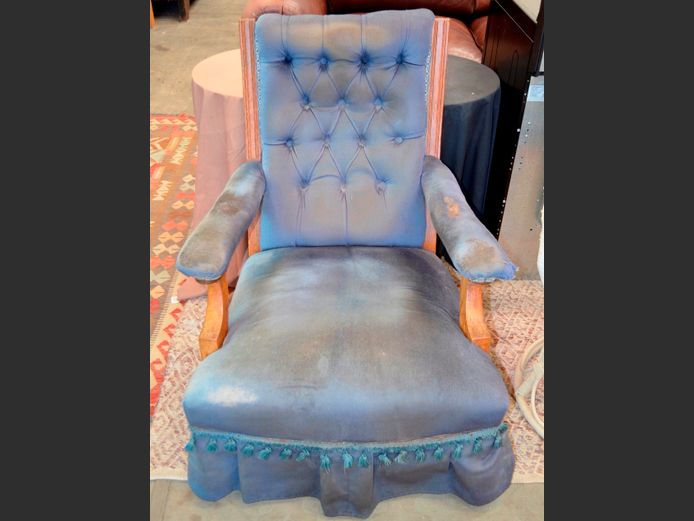 BLUE UPHOLSTERED BUTTON BACK ARMCHAIR [Needs re-covering]