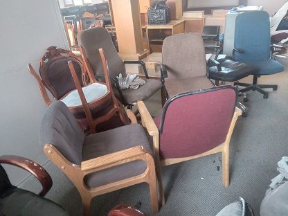 Assorted office chairs