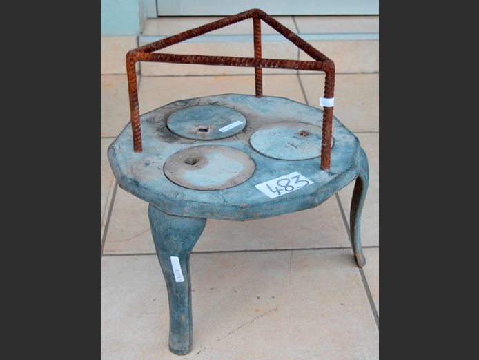 CAST IRON OPEN FIRE STOVE