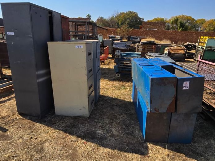 Lockers & Cabinets (STC)