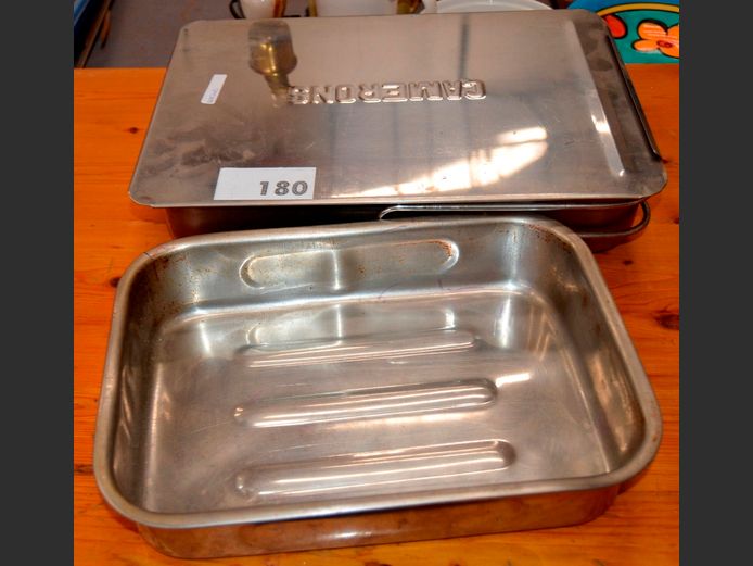 CAMERON'S STAINLESS STEEL SMOKER, 38 x 28cm, &  STAINLESS STEEL BRAAI DISH, 32 x 24cm