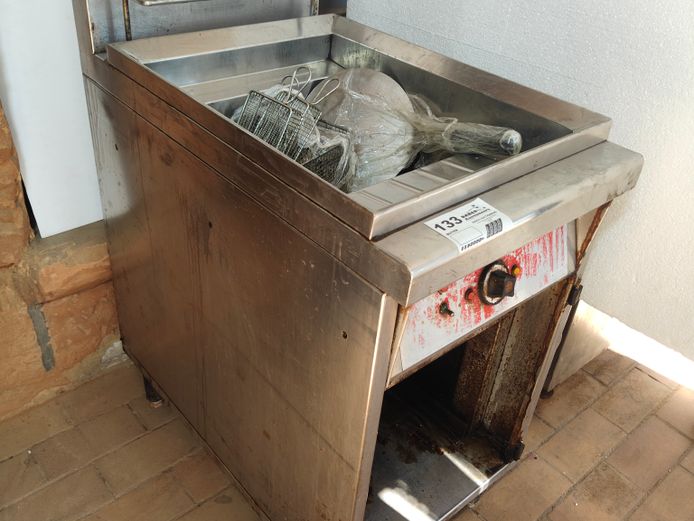 VULCAN ELECTRIC CHIP FRYER (3 PHASE NOT TESTED)
