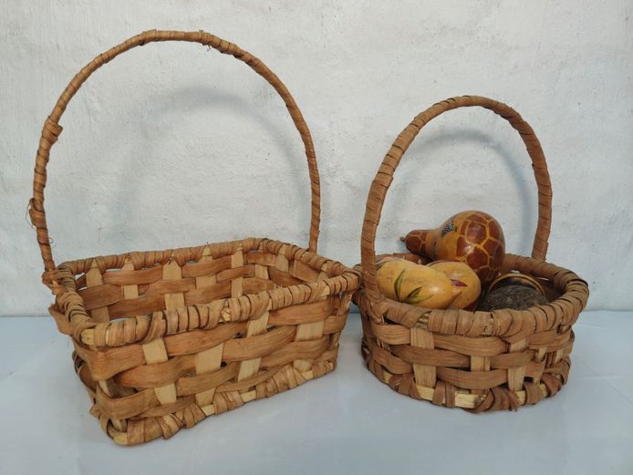 Handcrafted Woven Split-Wood Market Baskets with Decorative Painted Gourds