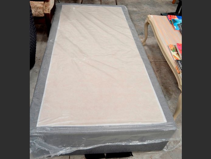 SINGLE BED BASE ONLY [No mattress]