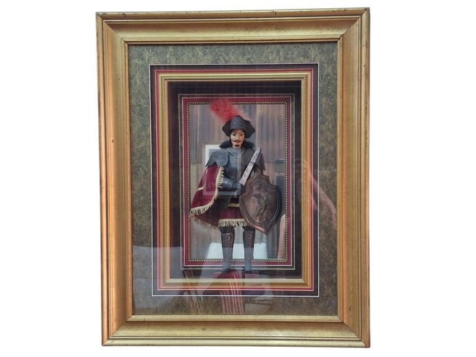 Knight Orlando Sicilian Figurine in Mirrored Shadow Box