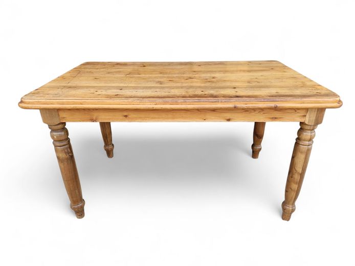 Rustic Farm Style Dining Table with Turned Leg