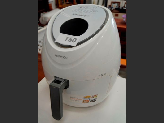 KENWOOD AIR FRYER [Switches on, untested further]