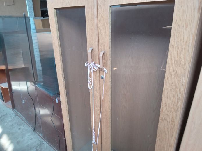 2 glass-doored wooden display unit