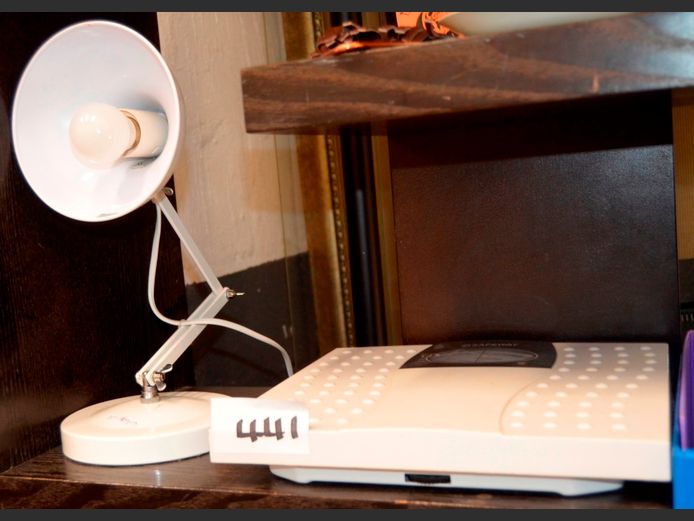 WHITE ADJUSTABLE DESK LAMP & A BATHROOM SCALE