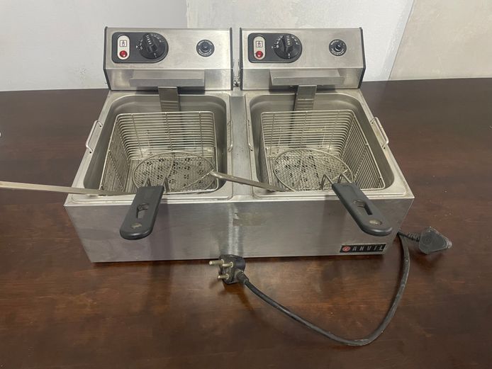 Anvil deep fryer