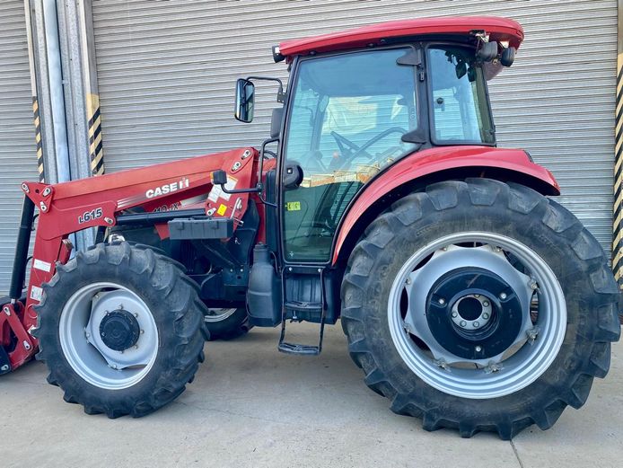 CASE IH FARMALL JX 110 CAB WITH LOADER