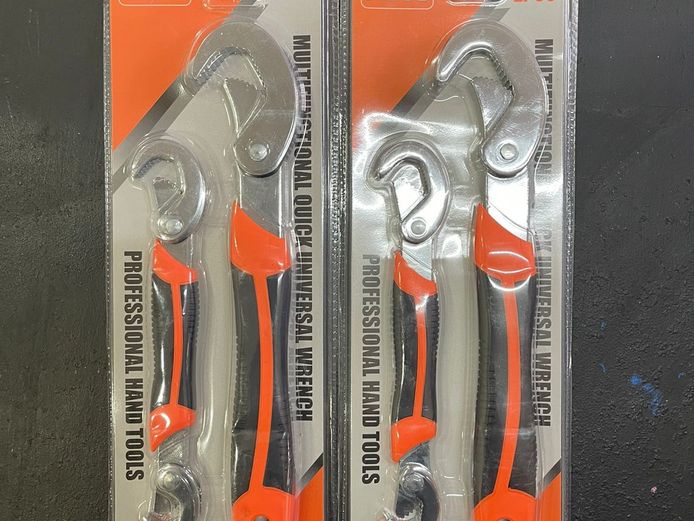 Universal wrench 6mm-32mm x2