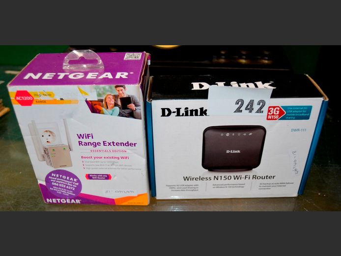 D-LINK WI-FI ROUTER, REPEATER & RANGE EXTENDER [Untested]