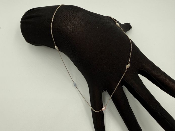 Fine Sterling Silver necklace with freshwater pearls