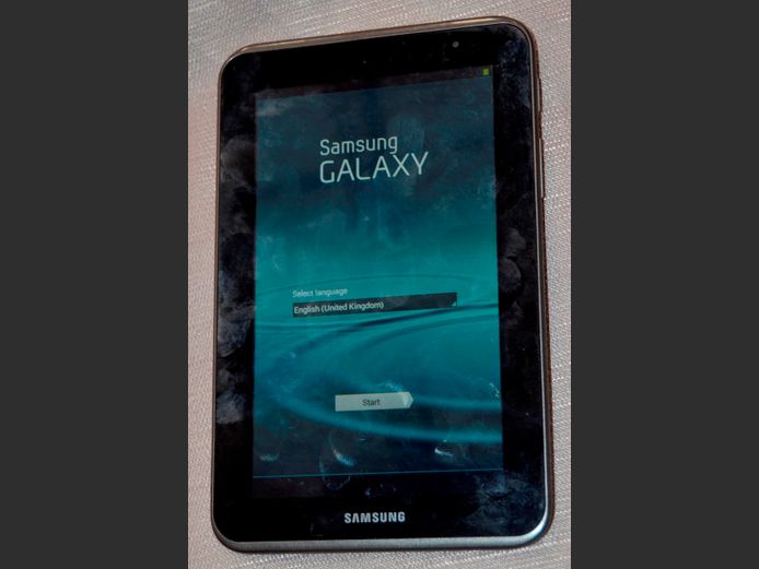 SAMSUNG GALAXY WI-FI 7" TABLET [Switches on, no charger]