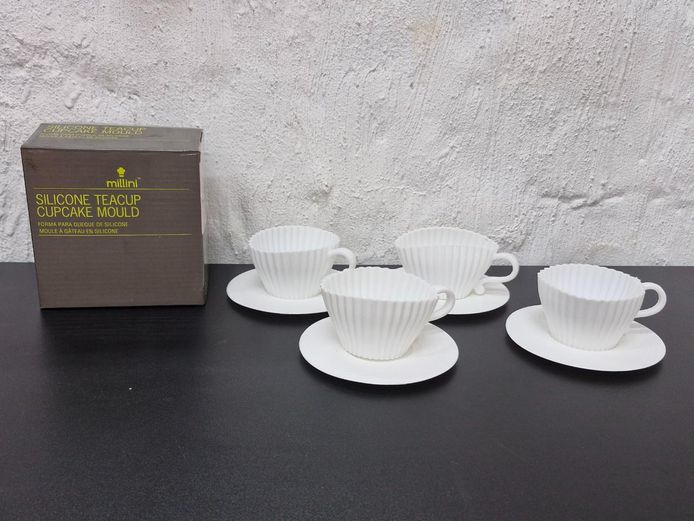 Millini Silicone Teacup Cupcake Mould Set (New)