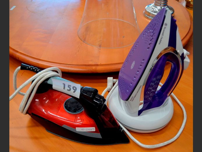 RUSSELL HOBBS IRONS [Faulty]