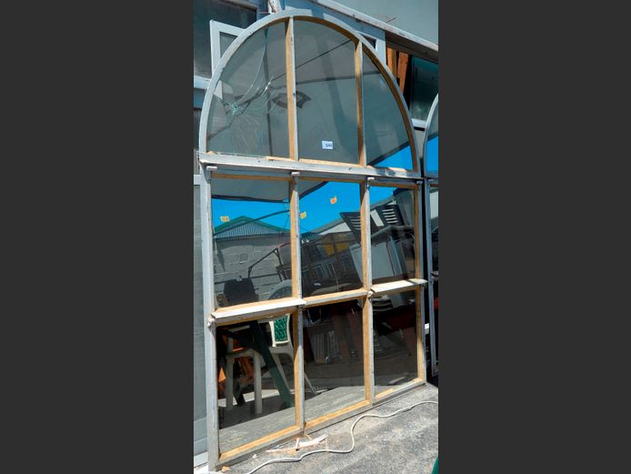 METAL & MIRROR ARCHED "WINDOW", 206 x 151cm