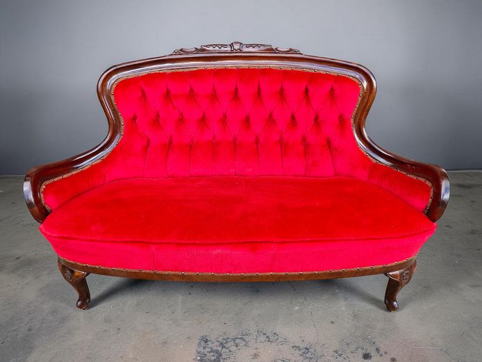 Vintage Victorian-Style Tufted Red Velvet Loveseat