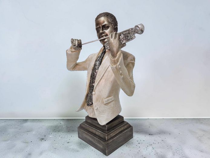 Musician in Suit Violinist Polyresin Bust