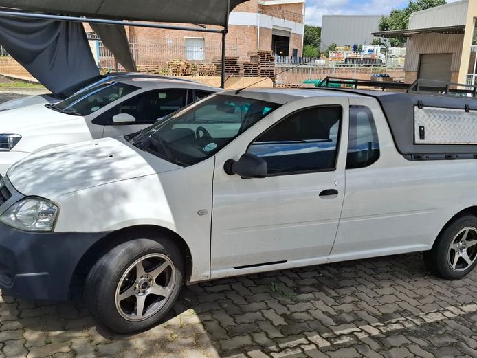 2018 Nissan NP200 (STC)