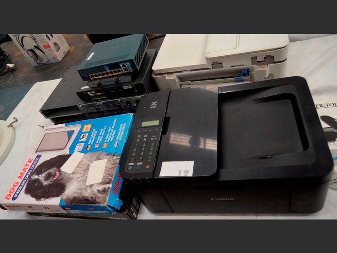 LOT: HP PRINTERS & NETWORK SWITCHES [Switch on, untested further]