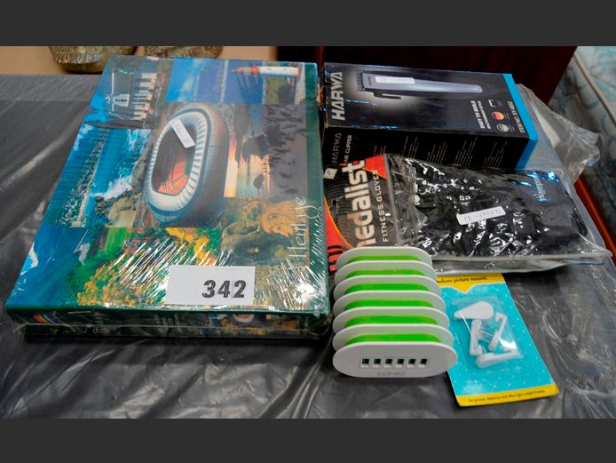 LOT: HAIR CLIPPERS, PUZZLE, MULTIPLE USB CHARGING ADAPTOR, EXTENSION LEAD, etc