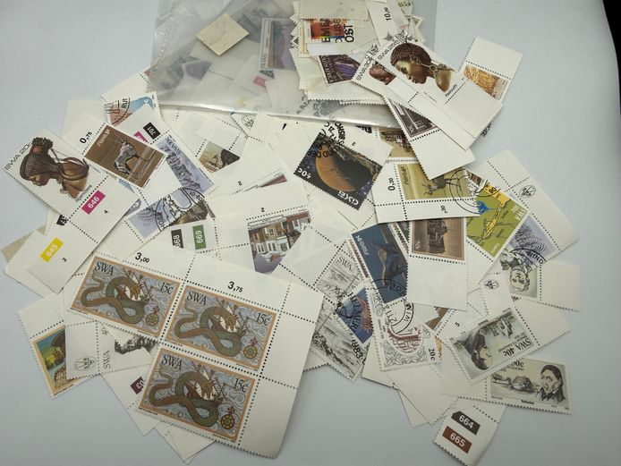Lot of vintage postage stamps