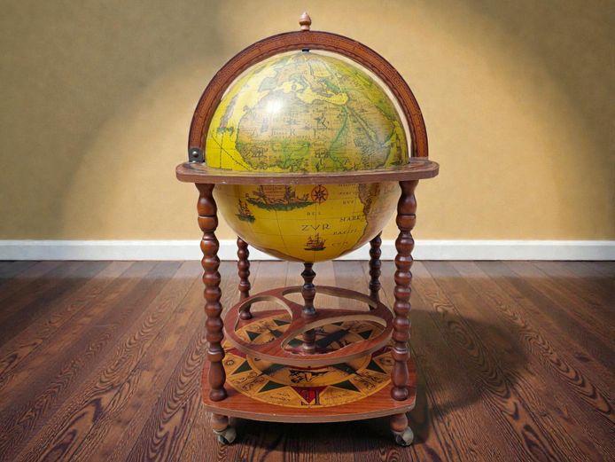 Italian Renaissance Style Terrestrial Globe Drinks Cart
