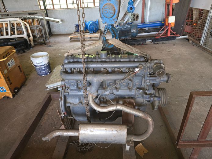 ISUZU ENGINE