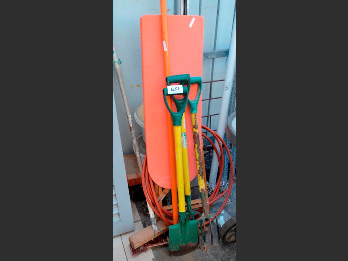 LOT: GARDENING TOOLS, IRONING BOARD, etc